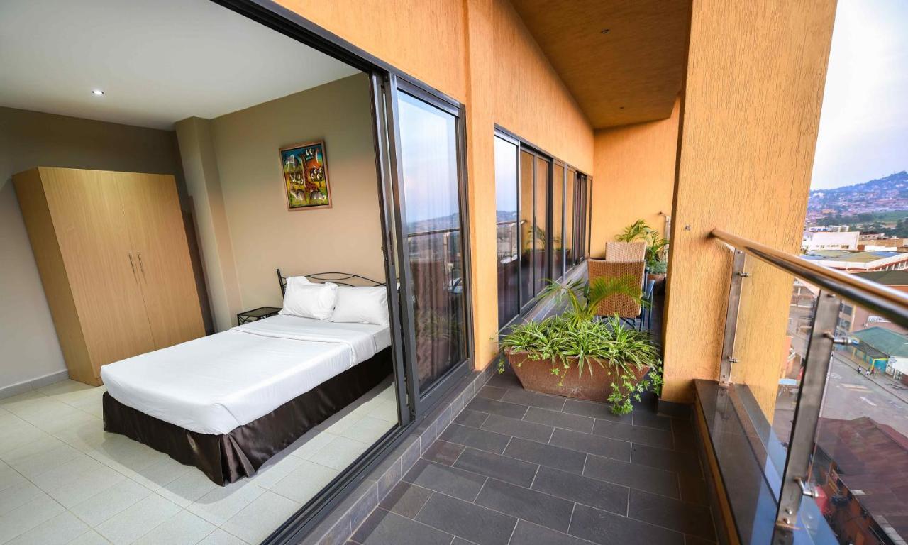 Kampala Boulevard Suites Exterior foto